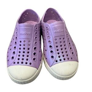 Native Jefferson Glitter Slip-on Shoe Girls size 8